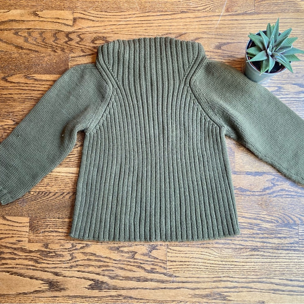 Cropped Khaki Green Boatneck Sweater wth three quarter sleeves. Size: Small.